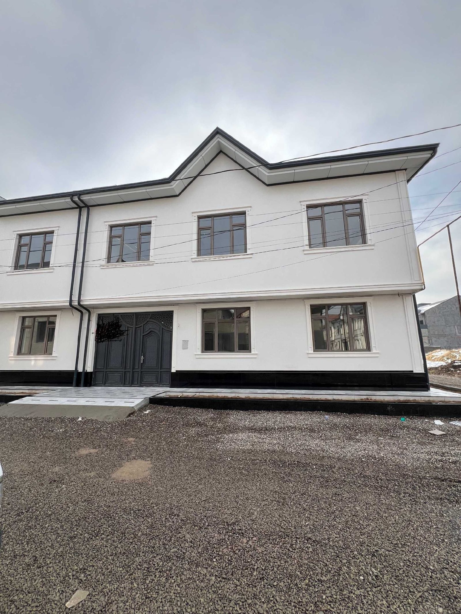 6-xonali uy, 300 m², Toshkent, Sergeli tumani, sotuvga