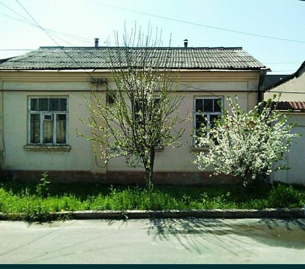 5-комнатный дом, 4.9 м², Ташкент, Яшнабадский район, на продажу