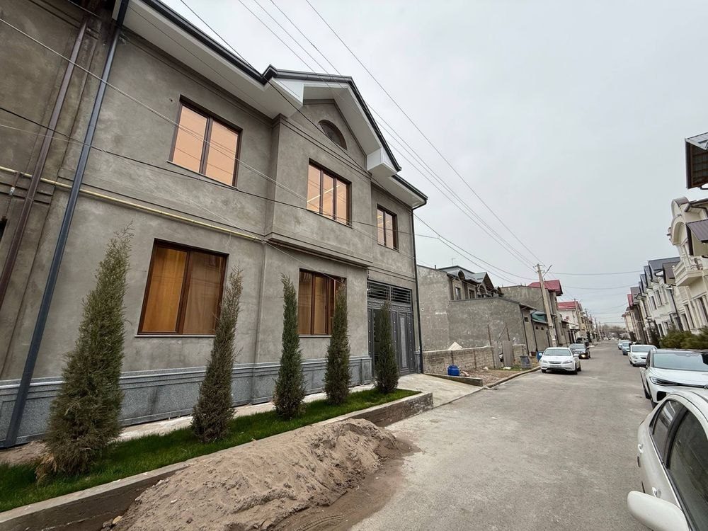 7-xonali uy, 260 m², Toshkent, Uchtepa tumani, sotuvga