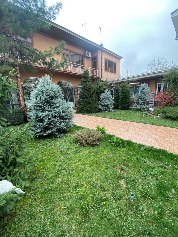 9-xonali uy, 600 m², Toshkent, Uchtepa tumani, sotuvga