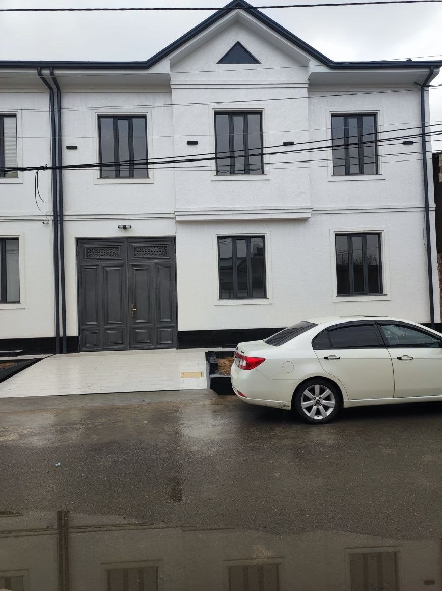5-комнатный дом, 255 м², Ташкент, Чиланзарский район, на продажу