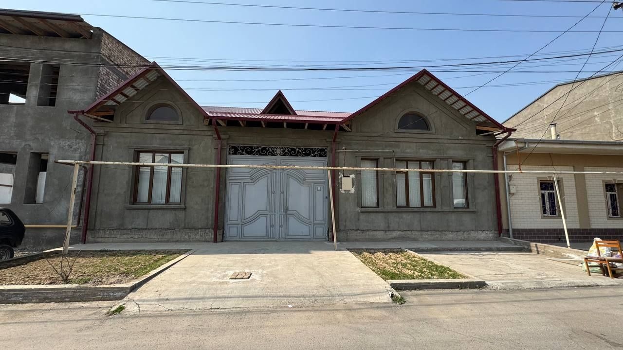6-комнатный дом, 330 м², Ташкент, Юнусабадский район, на продажу
