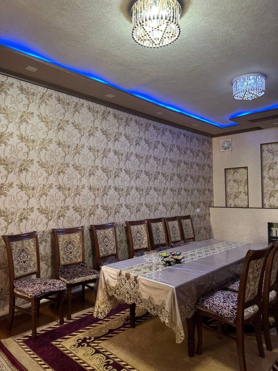 6-xonali uy, 300 m², Toshkent, Mirzo Ulug‘bek tumani, sotuvga