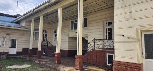 Luxurious 6 sotok house for sale