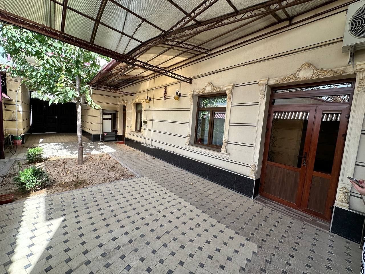 5-xonali uy, 130 m², Toshkent, Mirzo Ulug‘bek tumani, sotuvga
