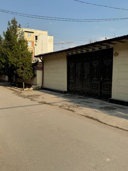 Urgent sale of a 10 sotok house!