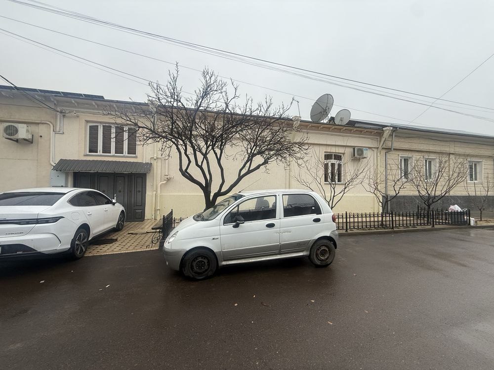 9-xonali uy, 350 m², Toshkent, Olmazor tumani, sotuvga