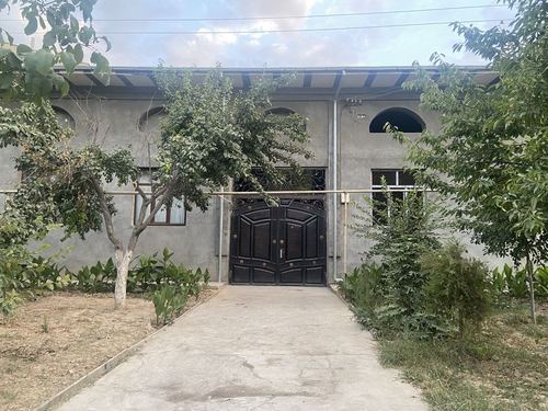 FOR SALE! 6 sotix house for sale in Yunusabad, Hasanboy.