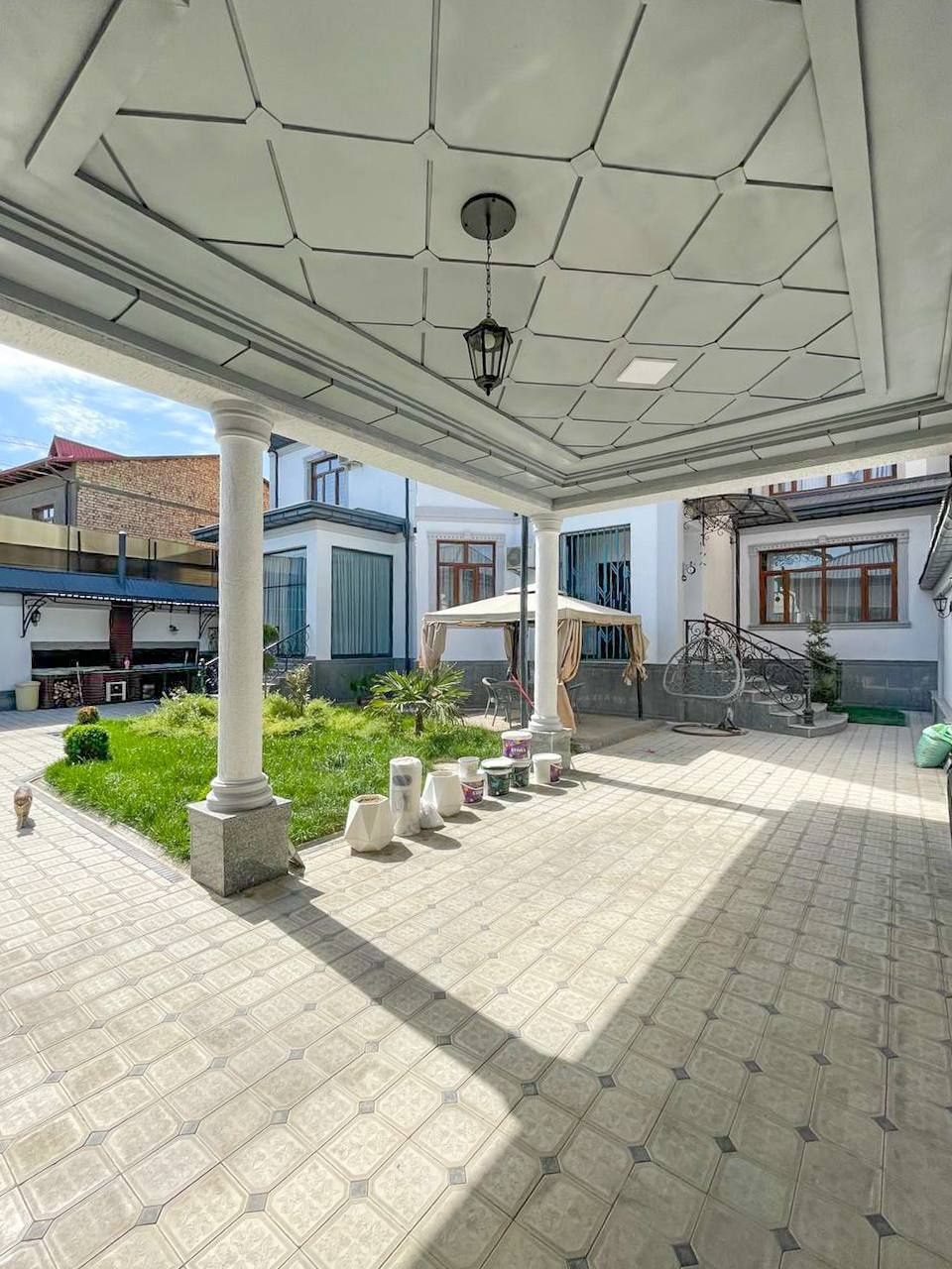 6-xonali uy, 200 m², Toshkent, Mirzo Ulug‘bek tumani, sotuvga