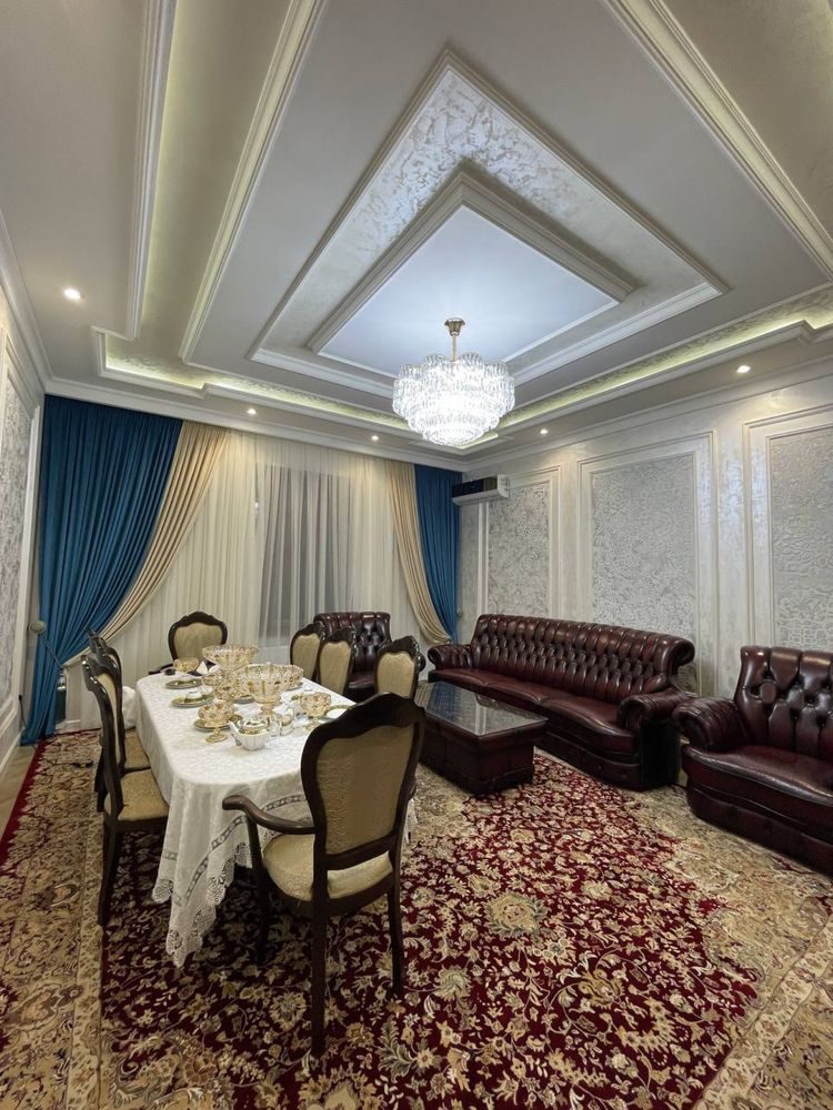 5-xonali uy, 270 m², Toshkent, Mirzo Ulug‘bek tumani, sotuvga