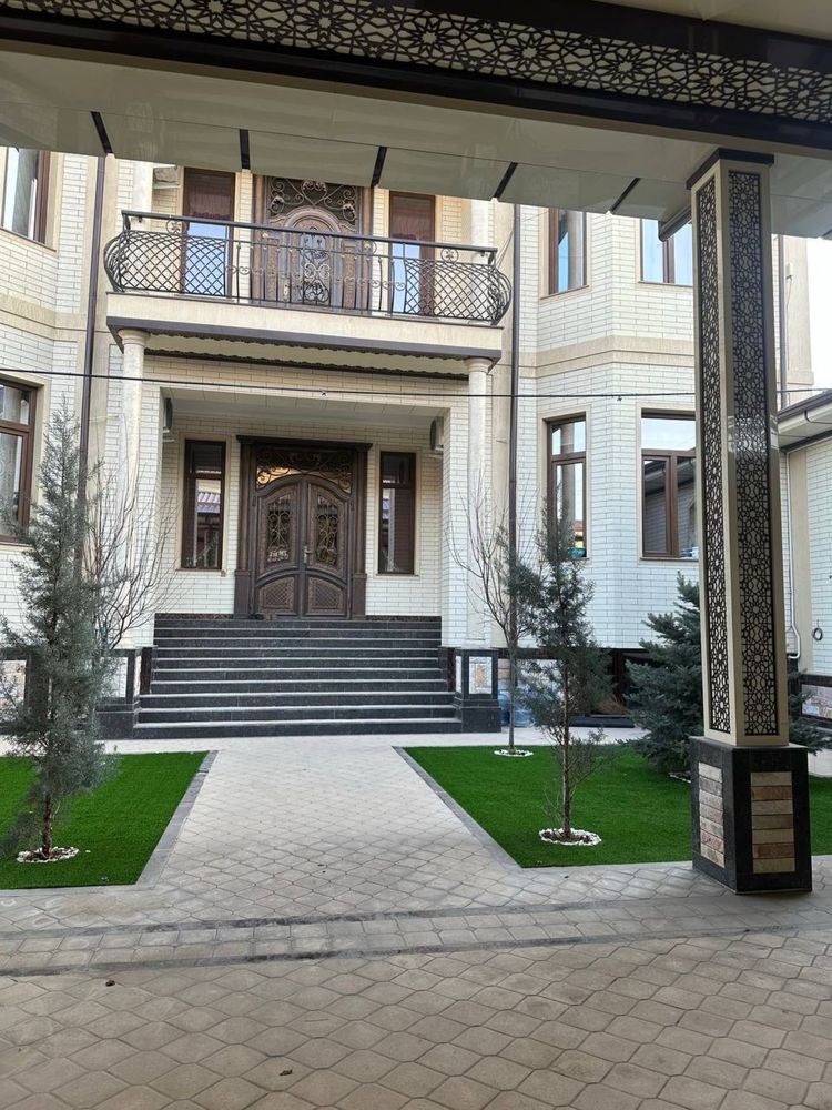 7-xonali uy, 350 m², Toshkent, Sergeli tumani, sotuvga