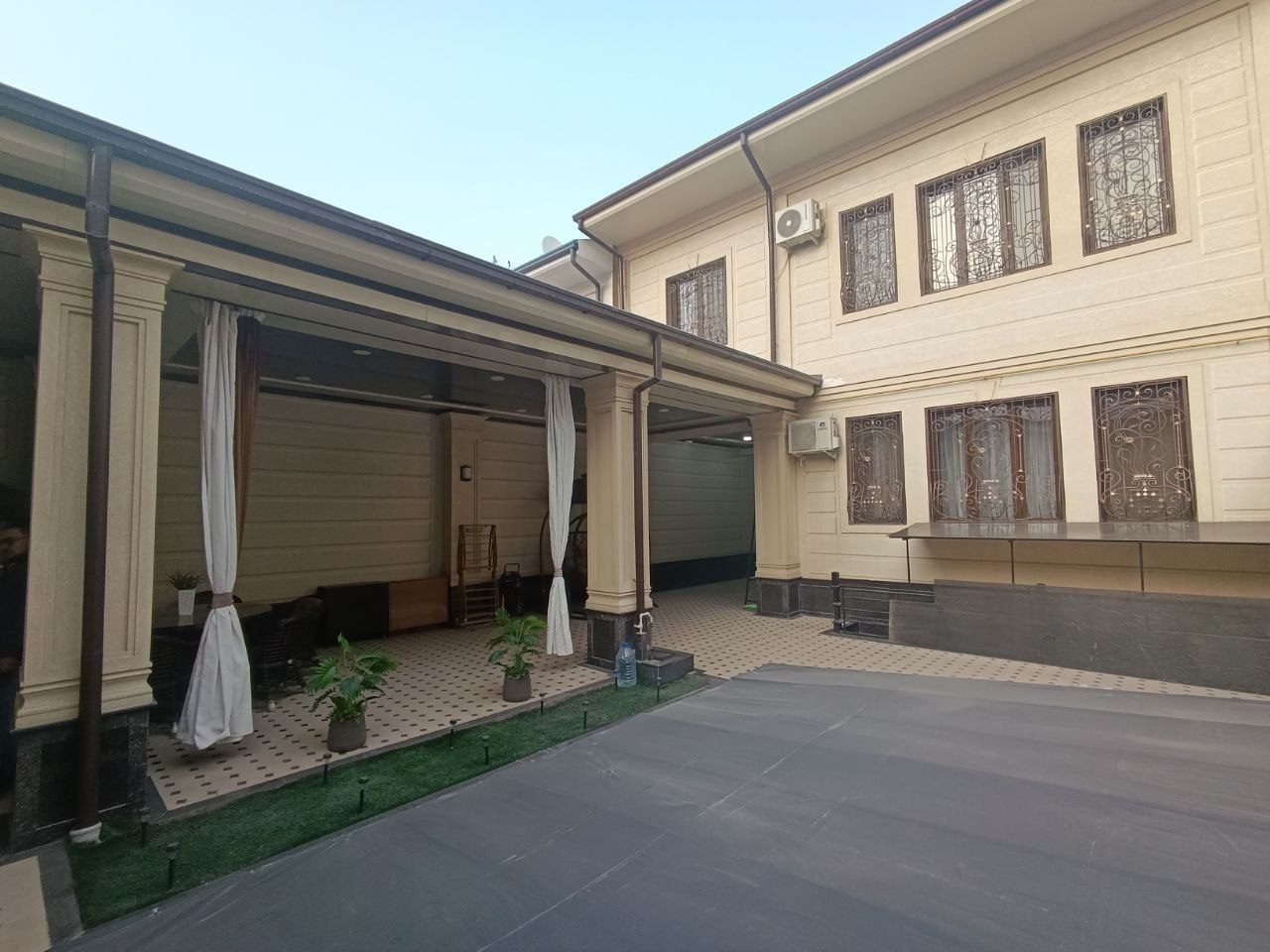 5-room house, 300 m², Tashkent, Sergeli District, for sale