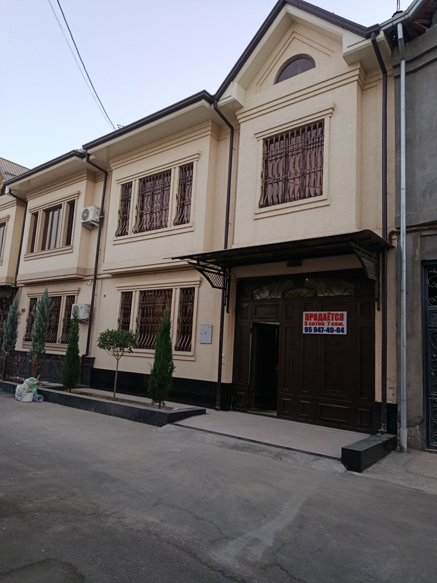 8-xonali uy, 250 m², Toshkent, Sergeli tumani, sotuvga
