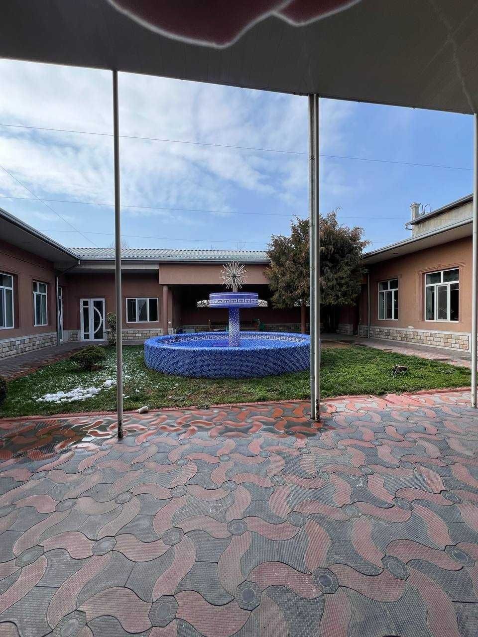 12-xonali uy, 350 m², Toshkent, Sergeli tumani, sotuvga