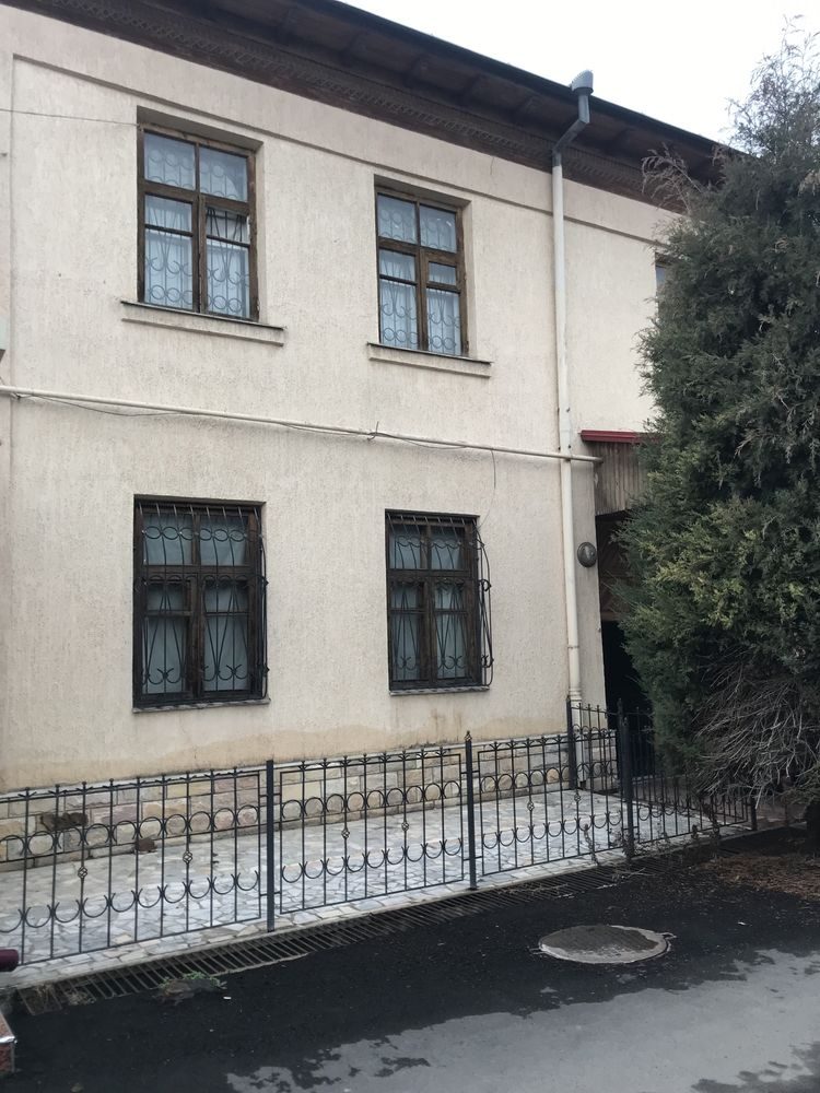 10-комнатный дом, 250 м², Ташкент, Юнусабадский район, на продажу
