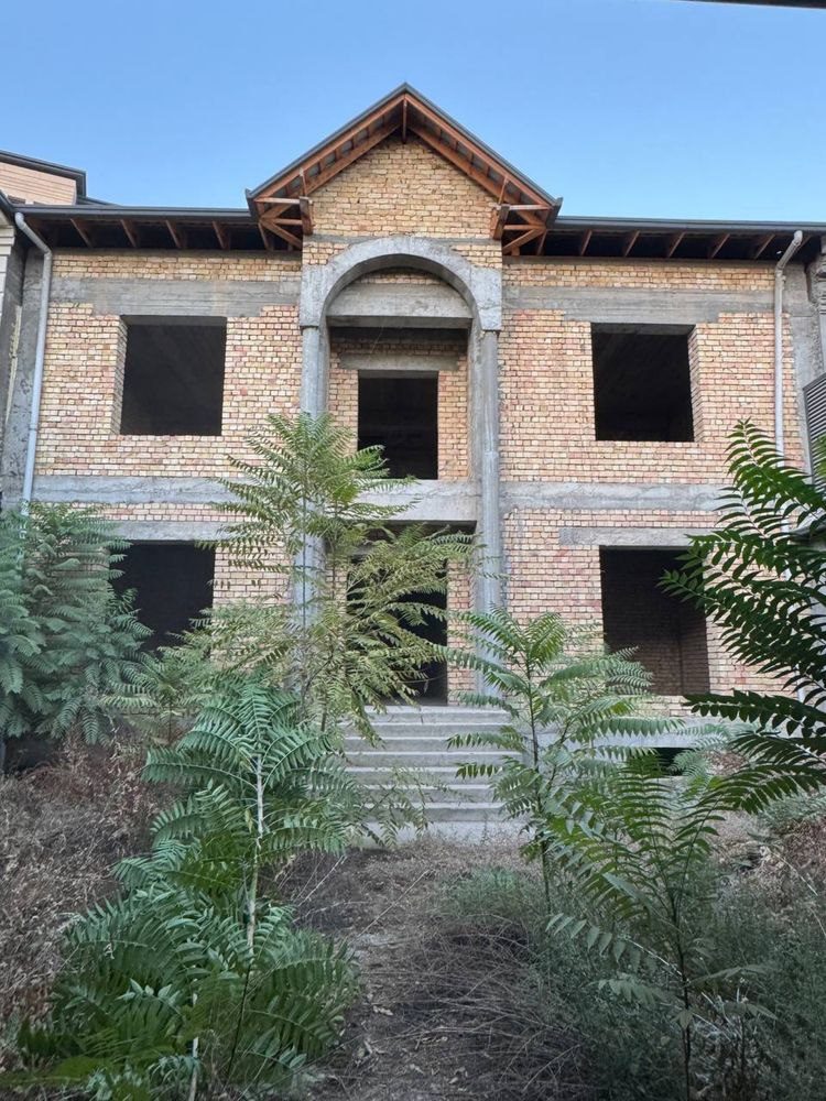 8-xonali uy, 4 m², Toshkent, Mirzo Ulug‘bek tumani, sotuvga
