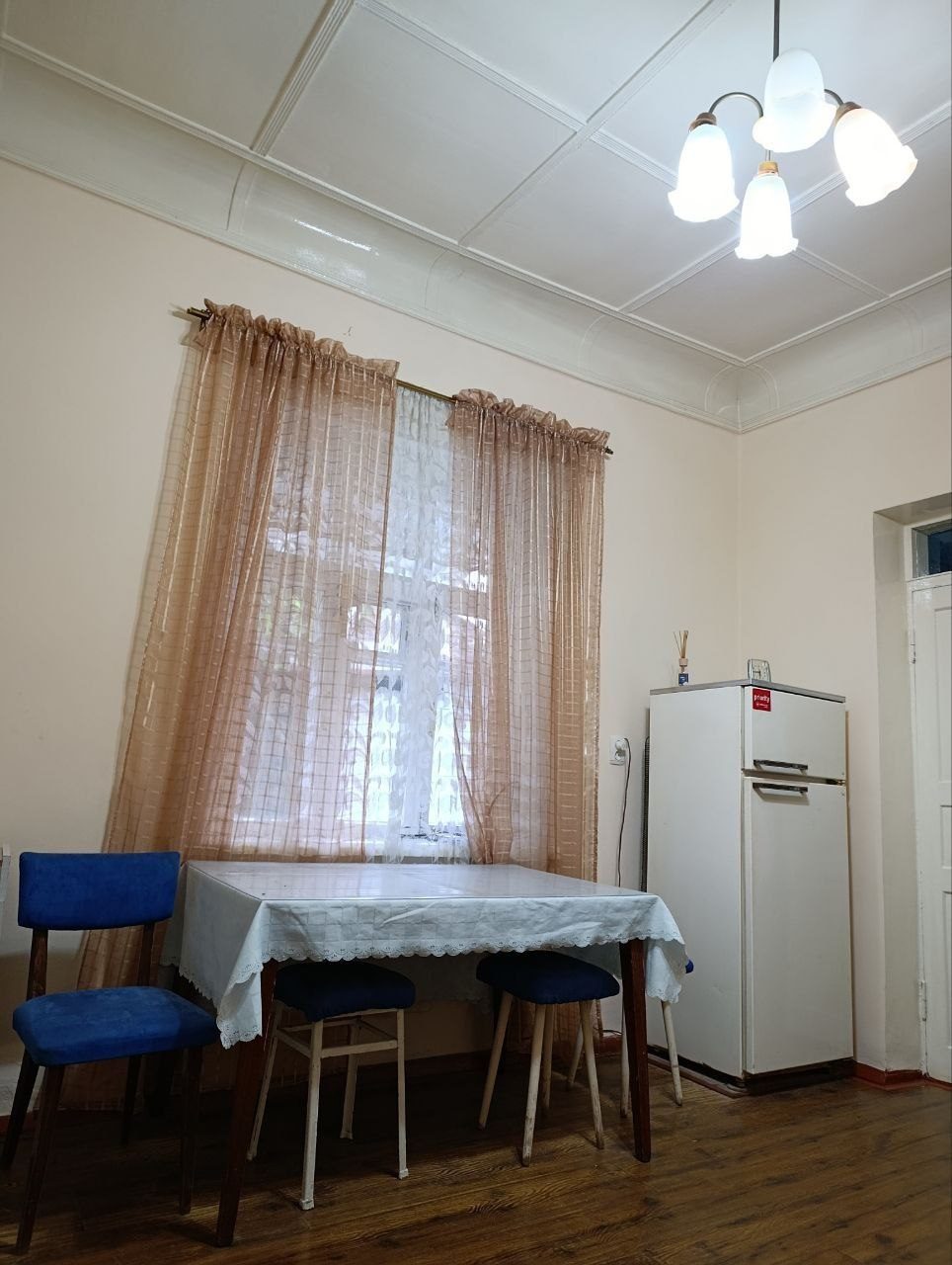 5-комнатный дом, 200 м², Ташкент, Яккасарайский район, на продажу