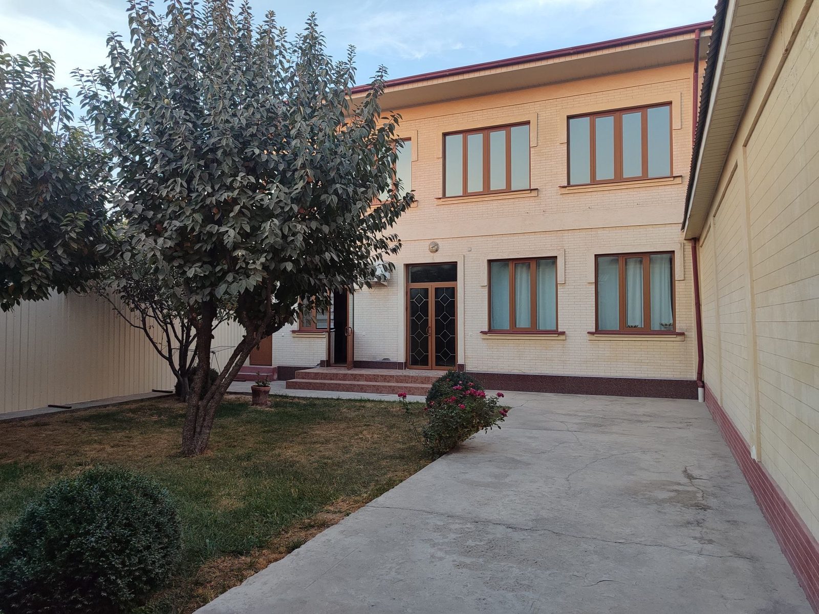 5-xonali uy, 250 m², Toshkent, Yakkasaroy tumani, sotuvga