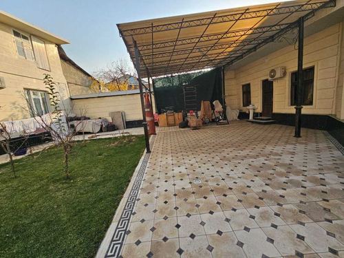 Yashnobod district. Chilonota mahalla. 6-room house for sale on 5.5 sotok.