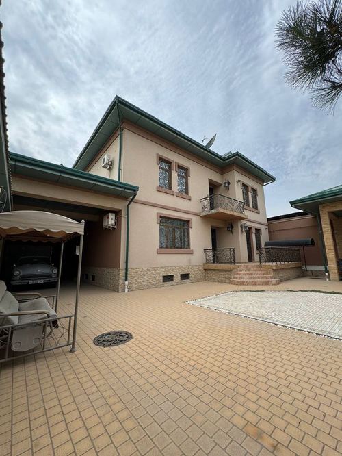 Excellent house 460 m², 3 levels, 5 sotok, large yard, Yashnabad district