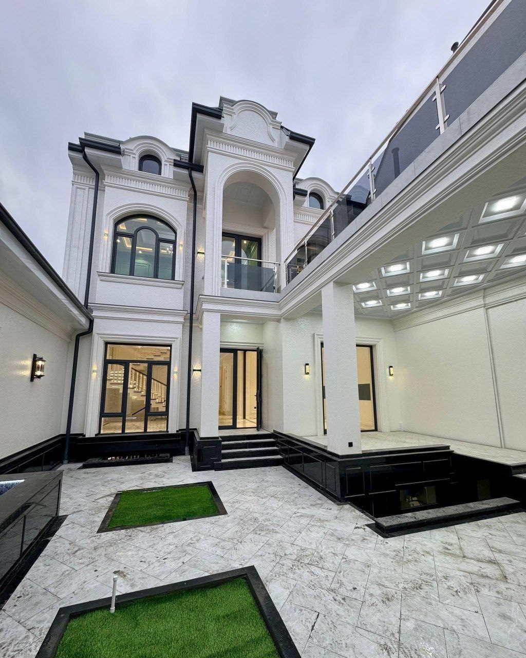 6-xonali uy, 400 m², Toshkent, Chilonzor tumani, sotuvga