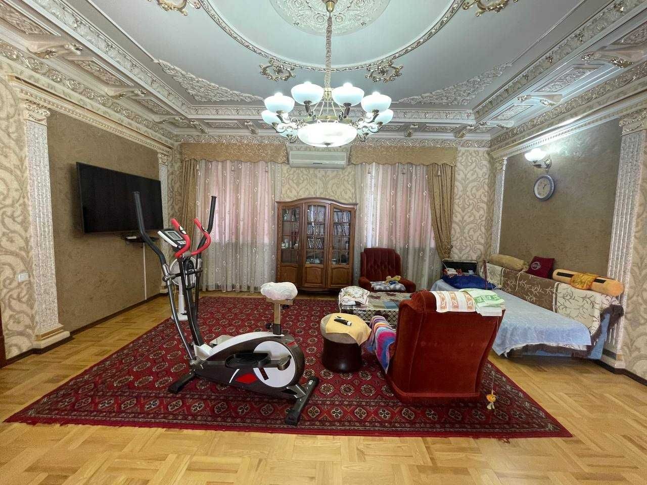 9-комнатный дом, 420 м², Ташкент, Юнусабадский район, на продажу