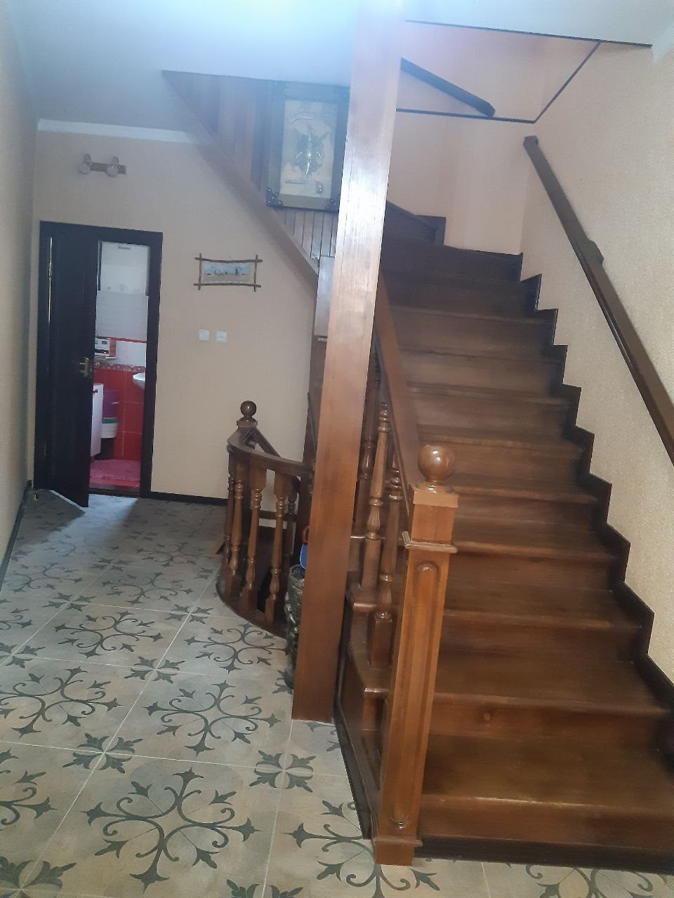 6-комнатный коттедж, 200 м², Ташкент, Юнусабадский район, на продажу