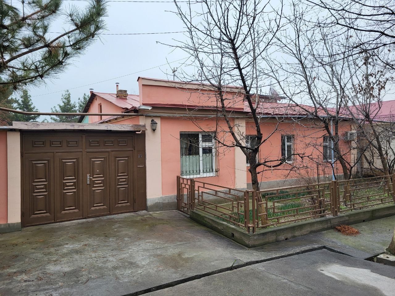 10-xonali uy, 1345 m², Toshkent, Mirobod tumani, sotuvga