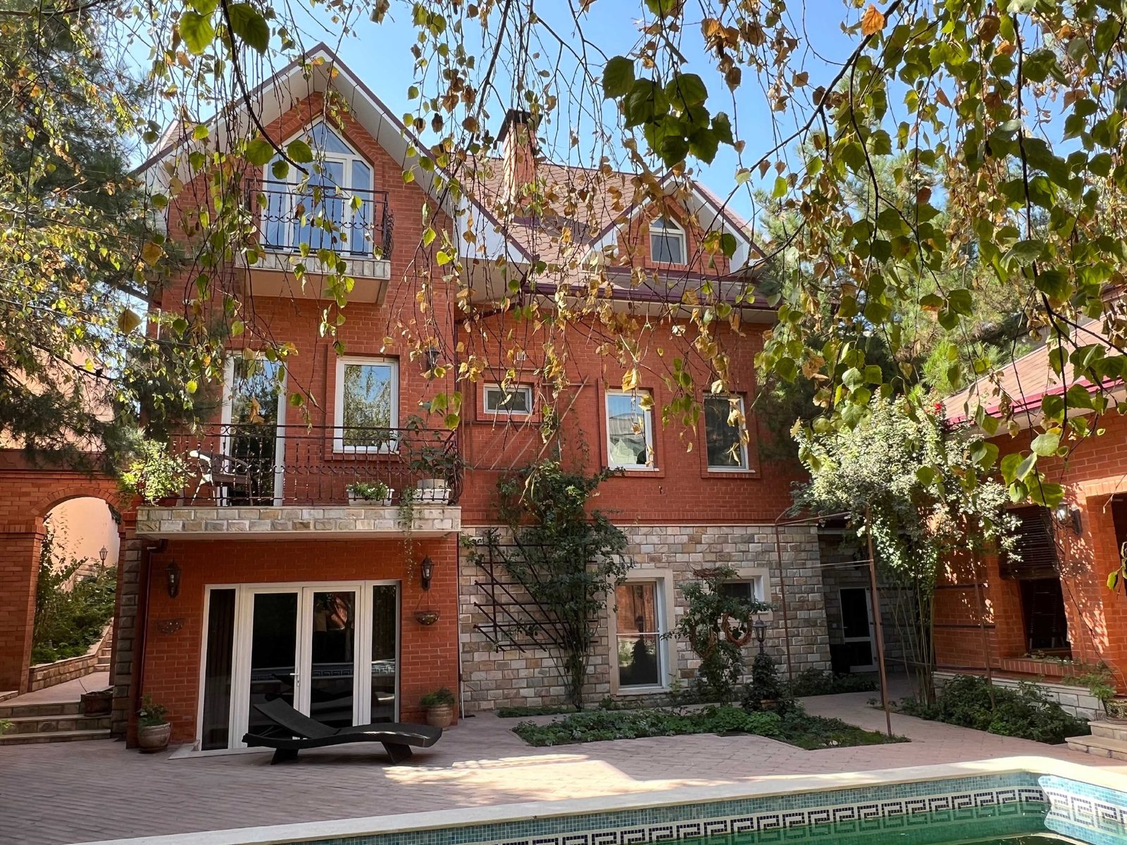6-xonali uy, 315 m², Toshkent, Mirzo Ulug‘bek tumani, sotuvga