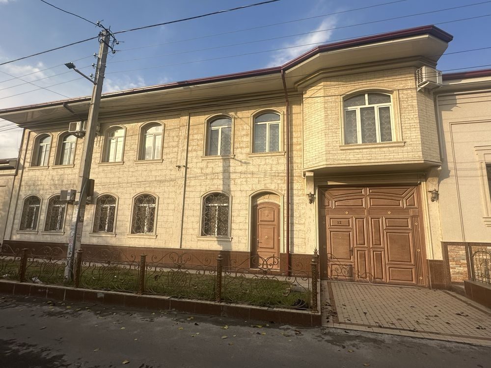 9-xonali uy, 326.61 m², Toshkent, Uchtepa tumani, sotuvga