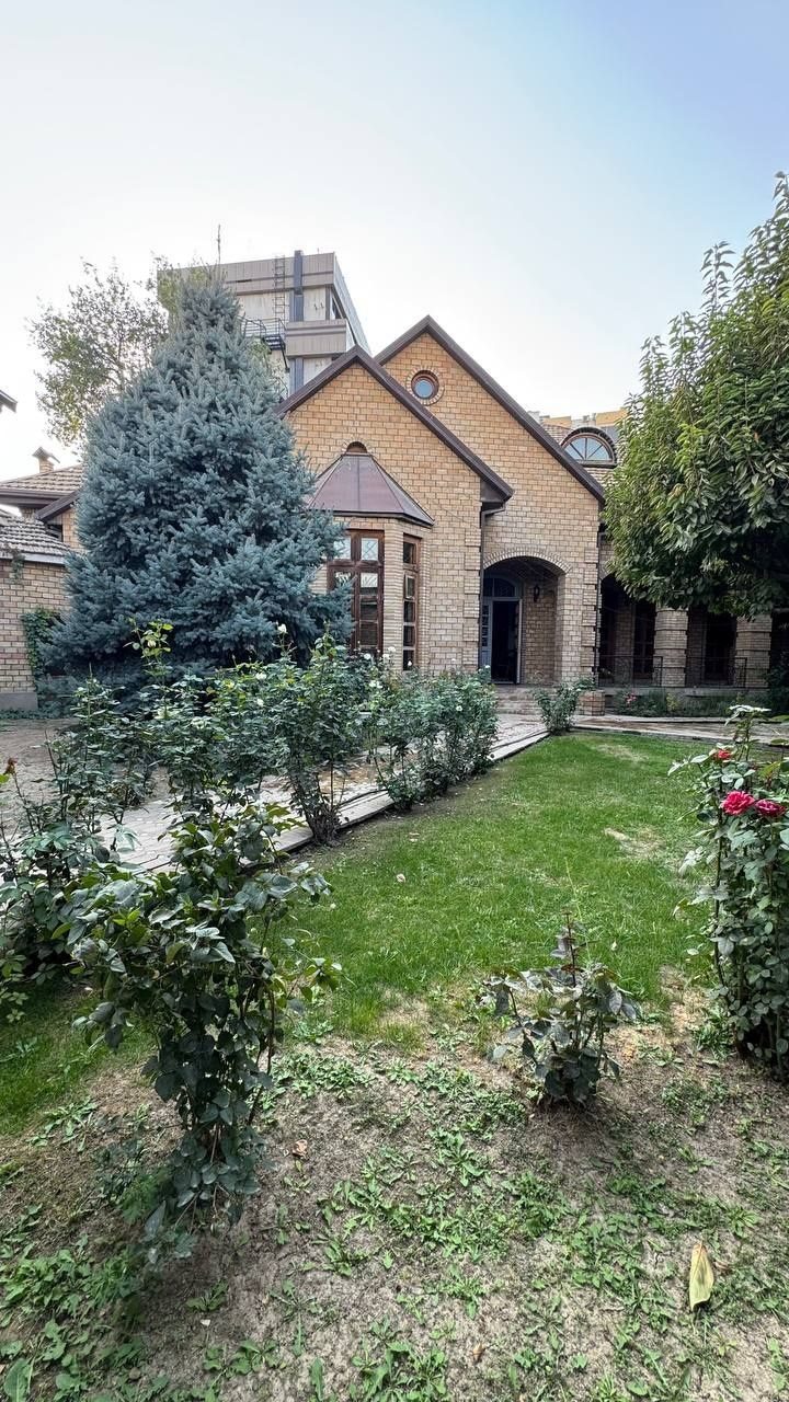 10-xonali uy, 1000 m², Toshkent, Yunusobod tumani, sotuvga