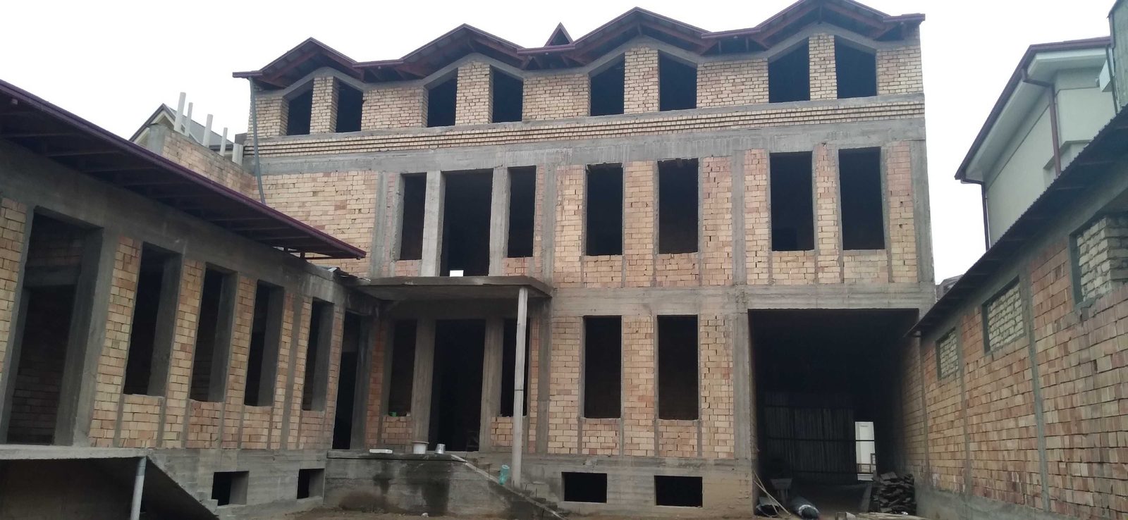 8-xonali uy, 1000 m², Toshkent, Yunusobod tumani, sotuvga