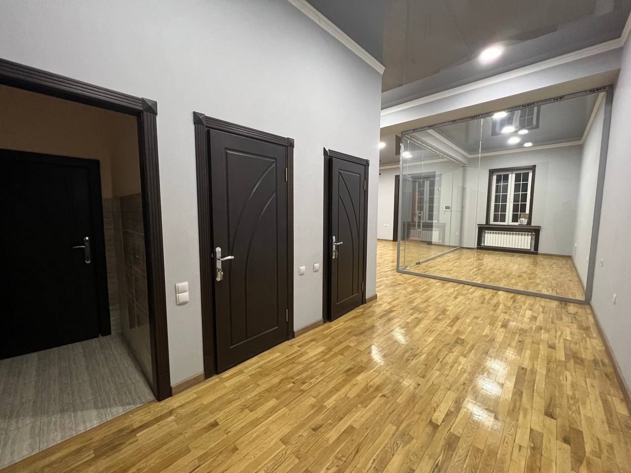 15-xonali uy, 1100 m², Toshkent, Yashnobod tumani, sotuvga
