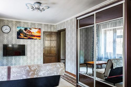 Своя квартира, 1 комната, 3 этаж, 4 этажный дом, массив Хамза, массив Новза