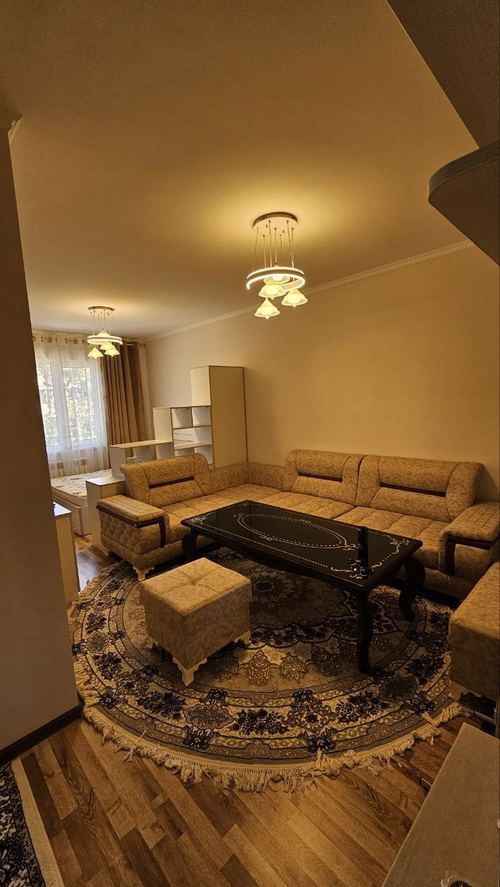 Apartment for rent in the center on Maxtumquli street