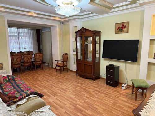 3-room apartment near the Japanese Embassy, C1 and ECO park