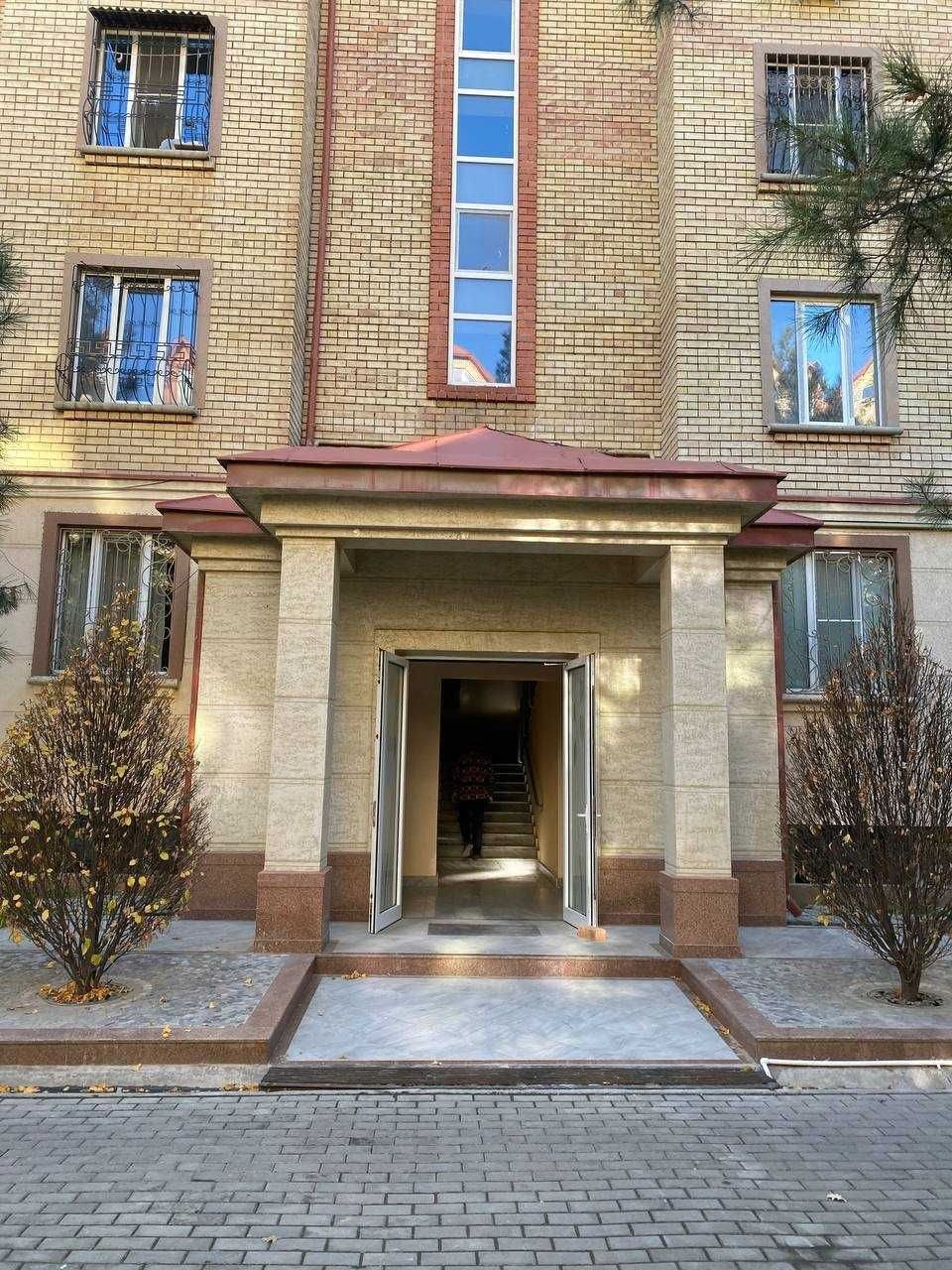 3-xonali kvartira, 120 m², Toshkent, Mirobod tumani, ijaraga