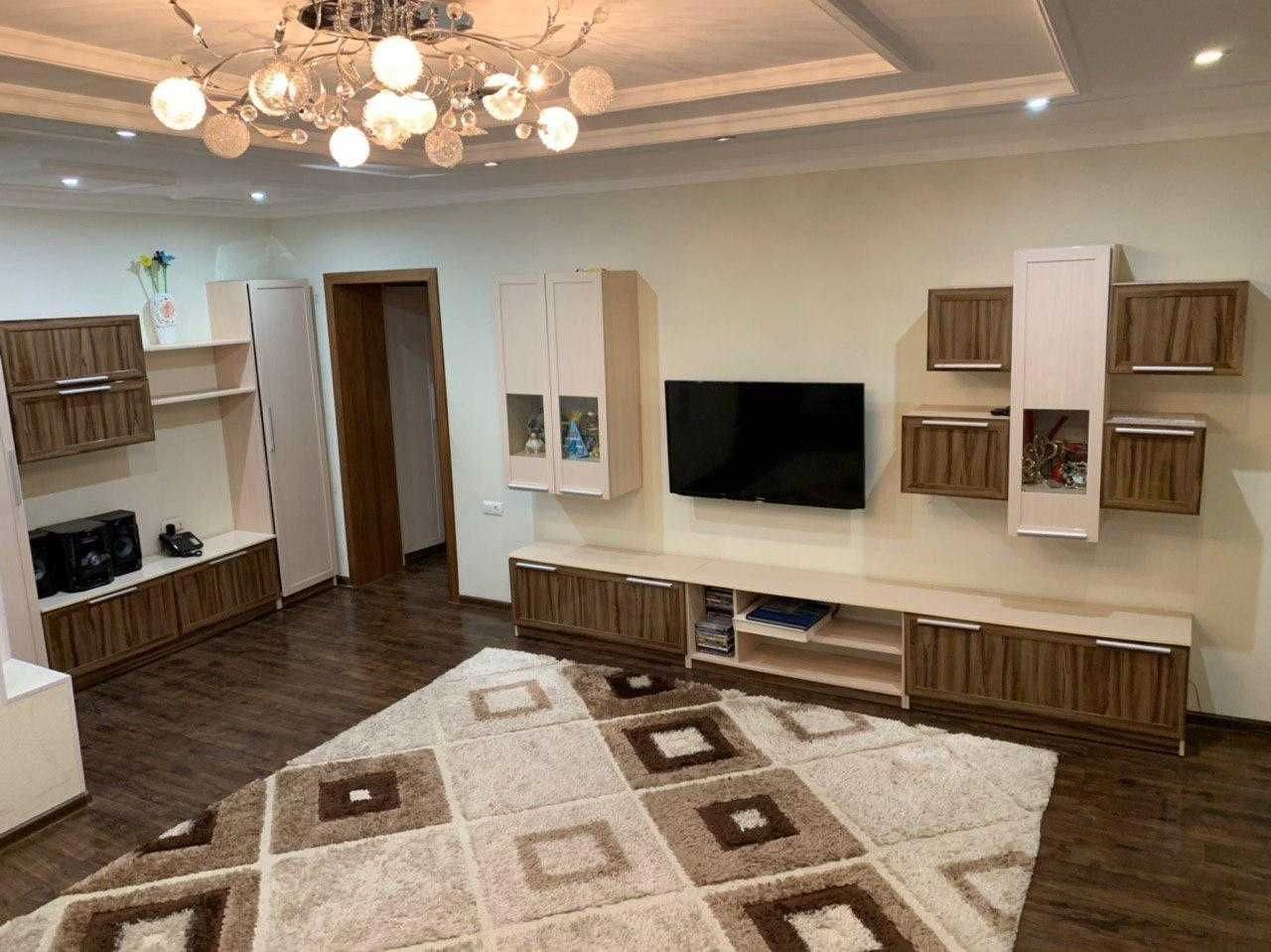4-xonali kvartira, 120 m², Toshkent, Mirzo Ulug‘bek tumani, ijaraga