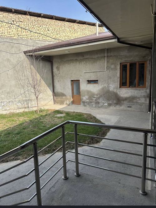 Takhtapul, Sebzor, 3.3 sotok