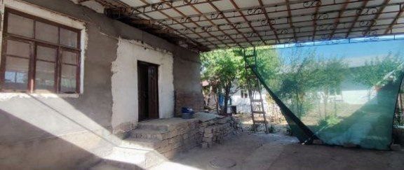 2-комнатный дом, 100 м², Ташкент, Сергелийский район, на продажу