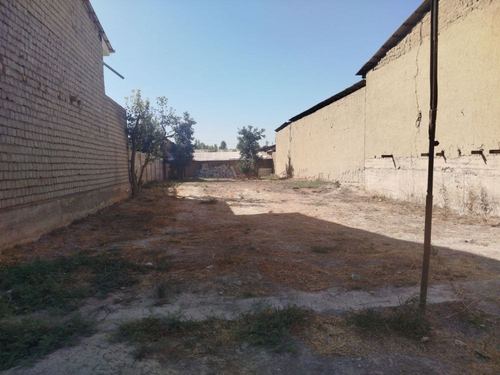 Land for sale in a good location, 4 sotok