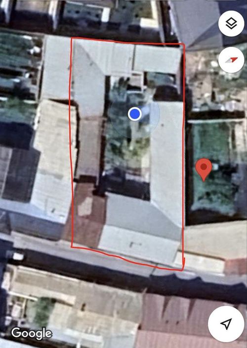 House for sale in Qizildehkon mahalla, Yunusabad, suitable for a cottage, 8.5 sotix