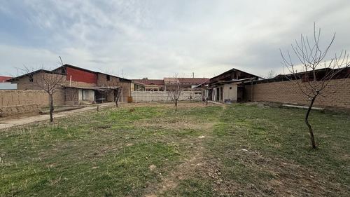 Yunusobod tumani, 13.5 sotix yer sotiladi, fasad 30*45m