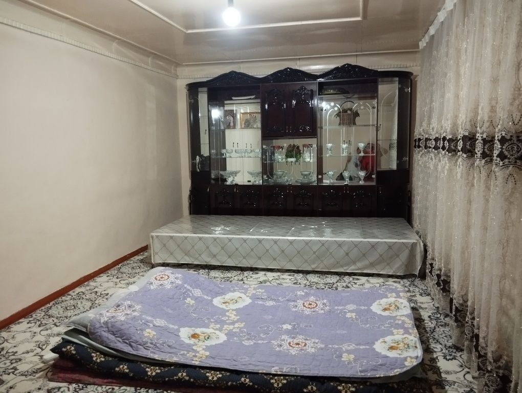 Uchastka sotiladi