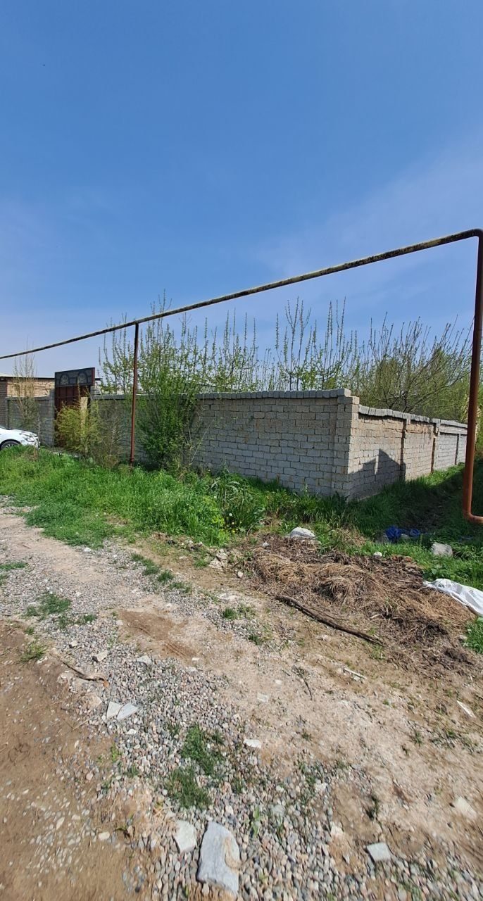 Food City yaqinida 4 sotixdan oshiq yer sotiladi