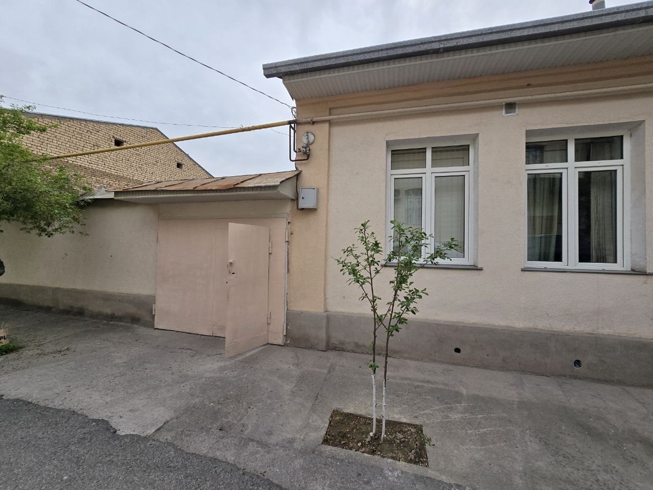 Raqat uy, 6 sotix yer, sotiladi