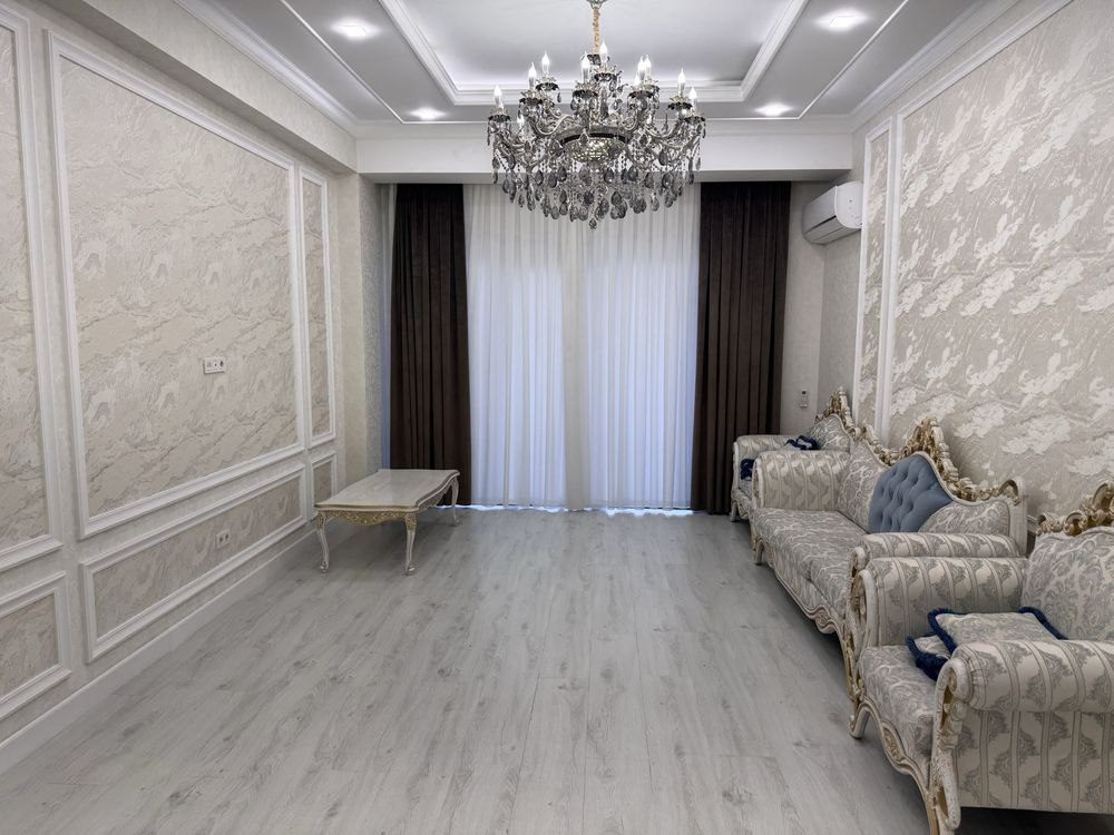 4-xonali kvartira, 124 m², Toshkent, Shayxontohur tumani, ijaraga