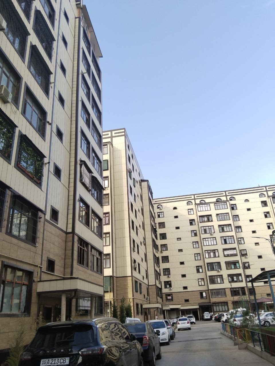 3-xonali kvartira, 130 m², Toshkent, Sergeli tumani, ijaraga