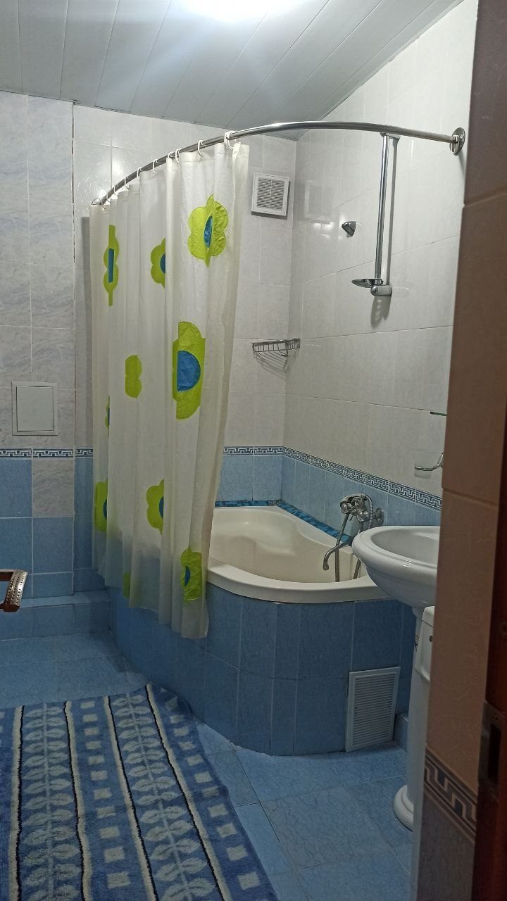3-xonali kvartira, 75 m², Toshkent, Mirobod tumani, ijaraga