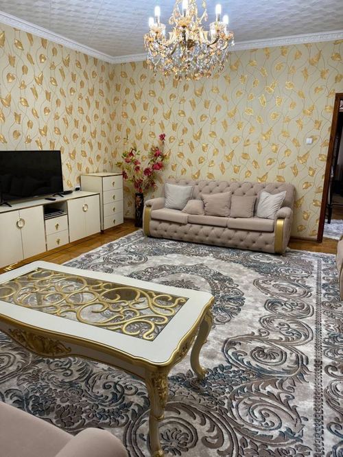 Rent, 3-room, Maxim Gorky, urgent, with all amenities